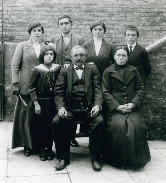 Familia Gorrotxategi - 1925
